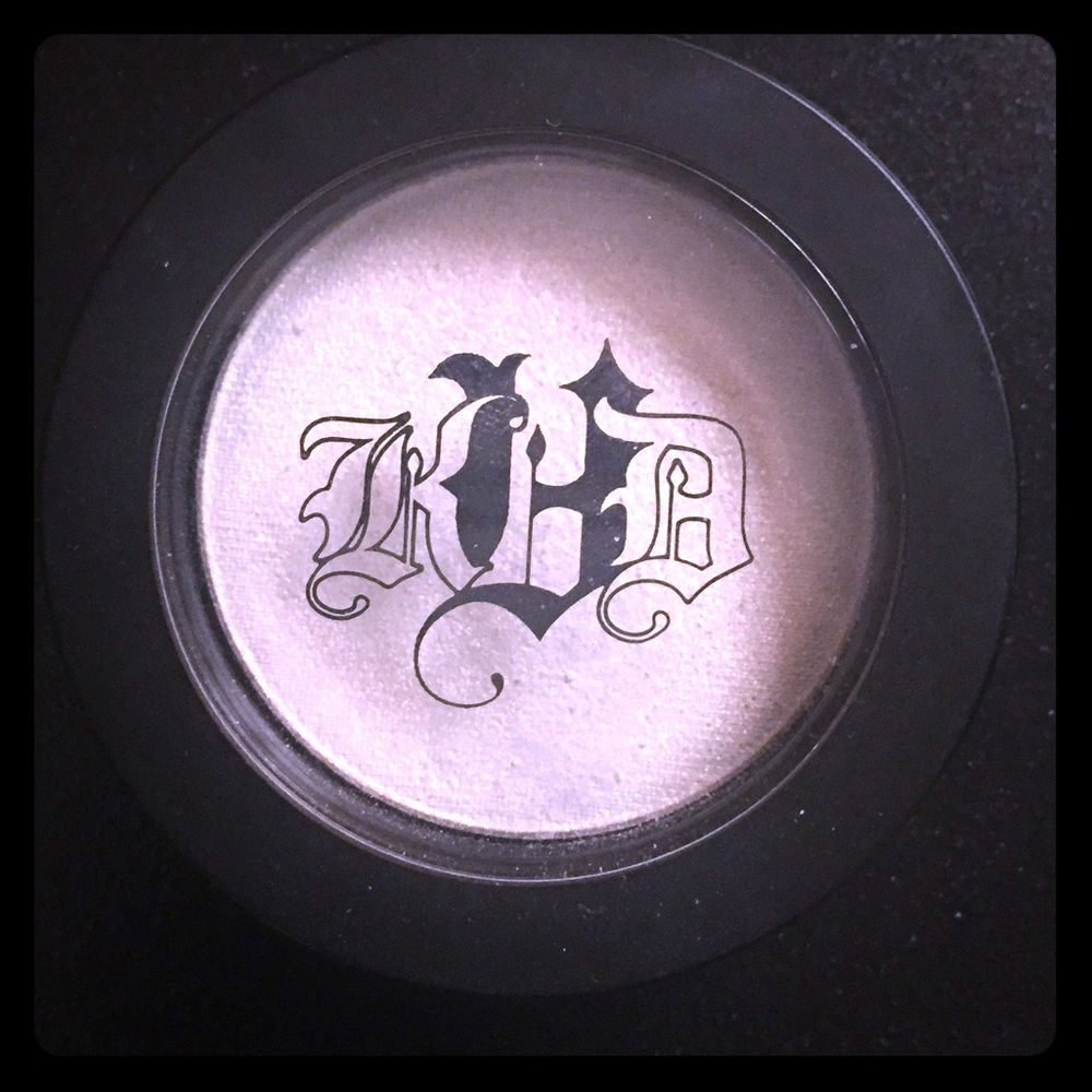 Kat Von D eyeshadow